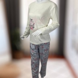 Пижама женская Tamay Цветы 3061 молочный с серым